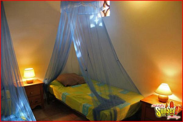 Sunset Surf Camp Hostel Saint-Francois  Exterior foto
