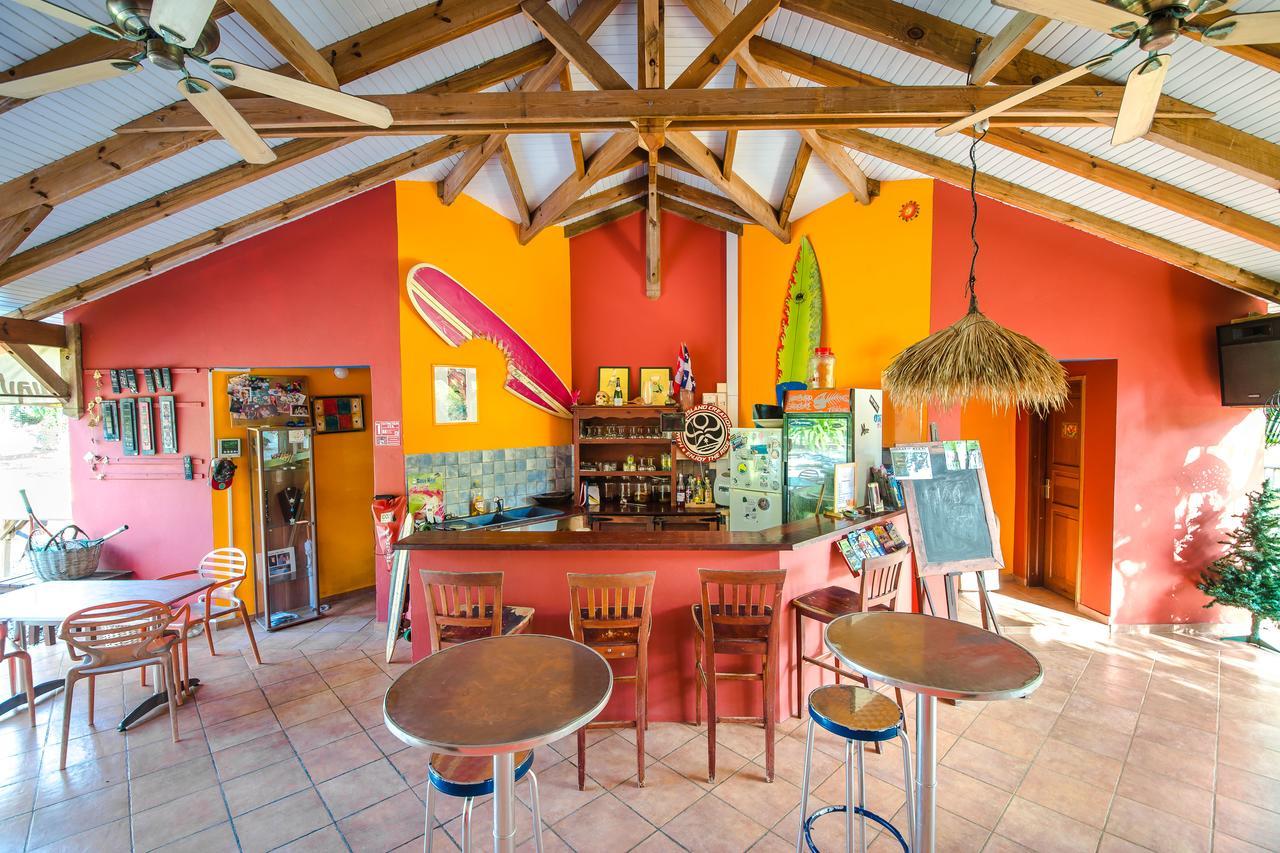 Sunset Surf Camp Hostel Saint-Francois  Exterior foto